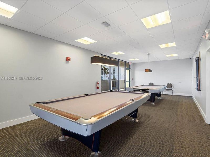 3675 N Country Club Dr, Unit 201, Aventura, FL 33180 Photo