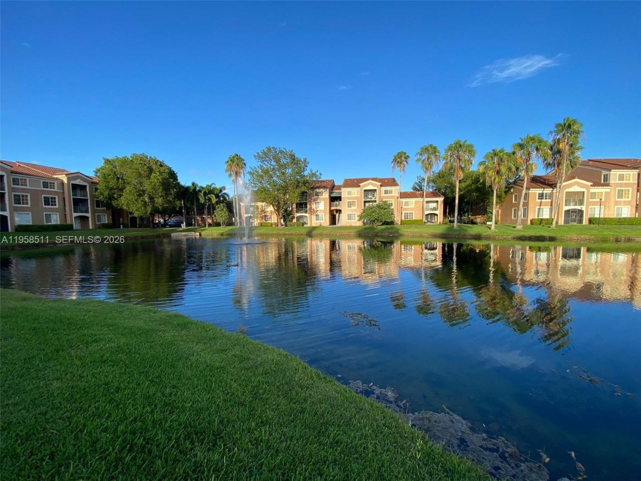 4848 N State Road 7, Unit 4306, Coconut Creek, FL 33073 Photo