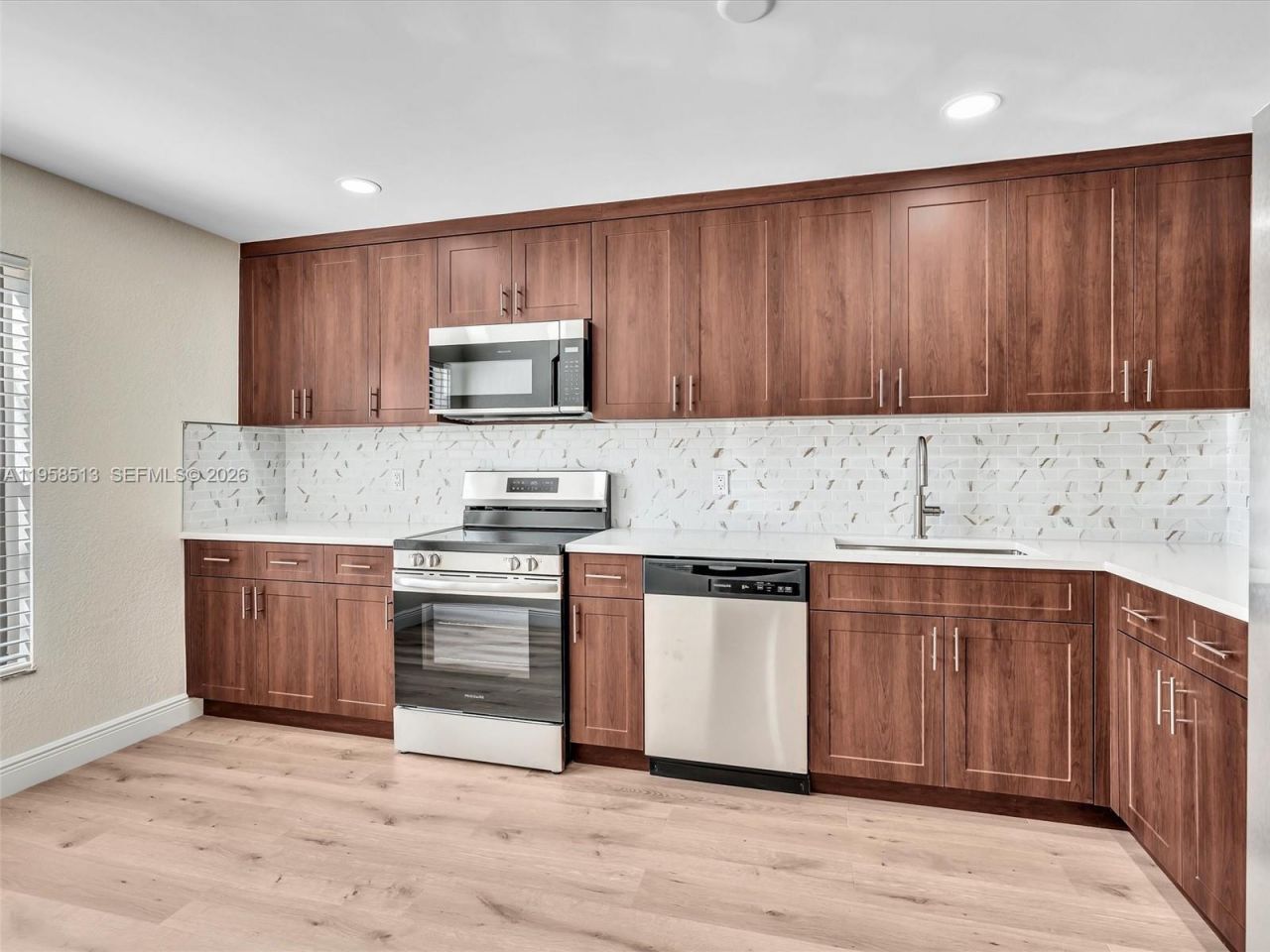 1193 NW 98th Ter, Unit 134, Pembroke Pines, FL 33024 Photo