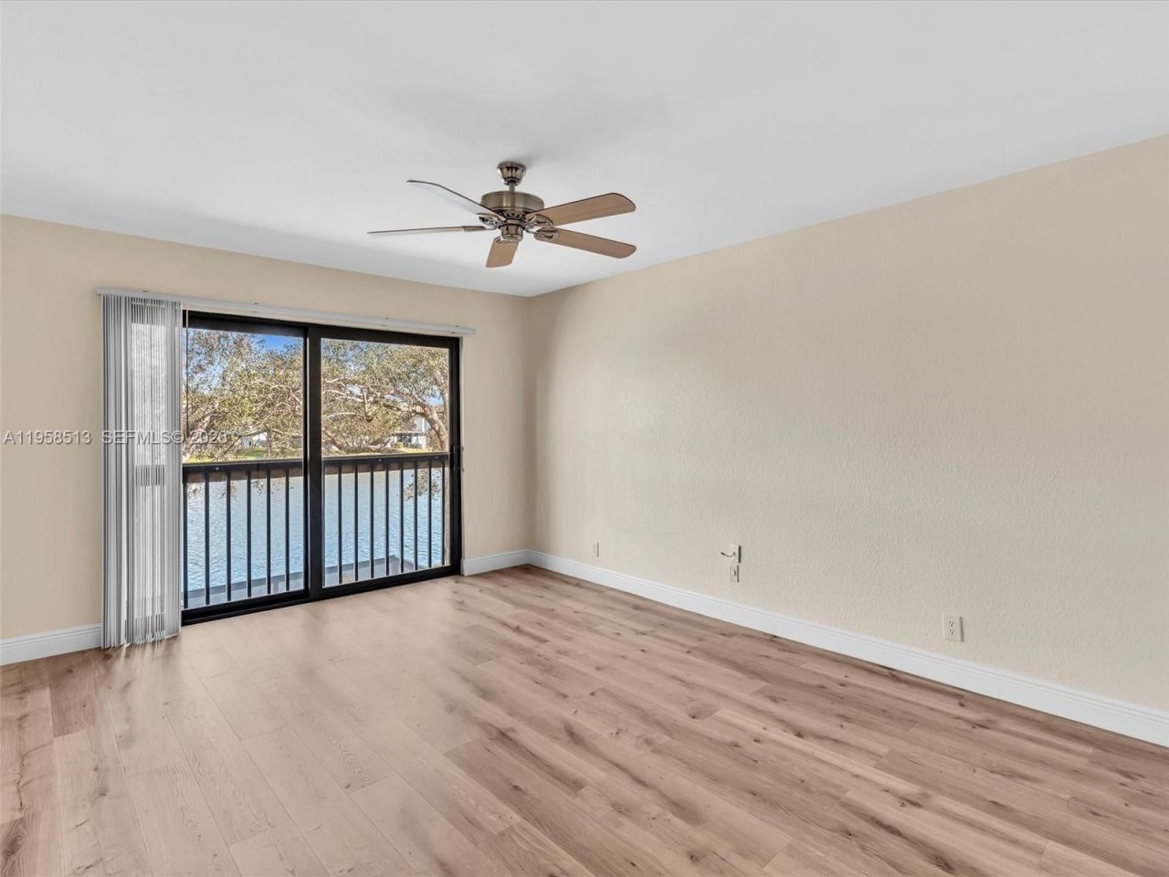 1193 NW 98th Ter, Unit 134, Pembroke Pines, FL 33024 Photo