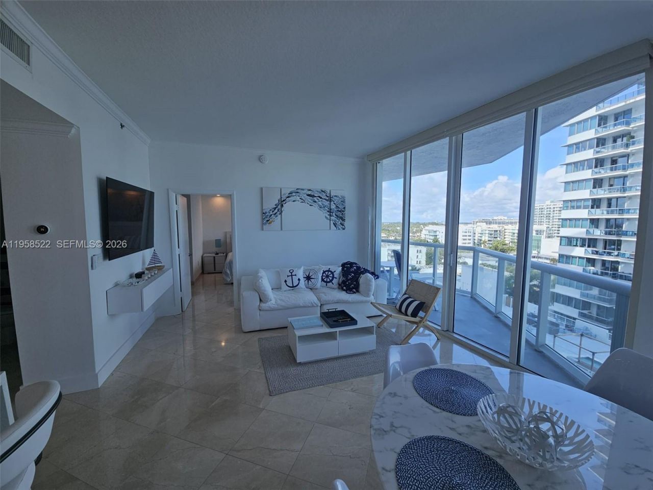 6515 Collins Ave , Unit 901, Miami Beach, FL 33141 Photo