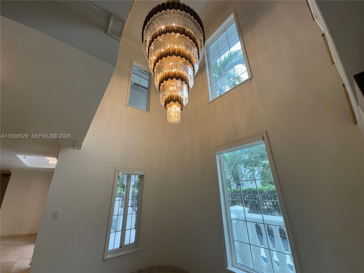 3185 Washington St, Miami, FL 33133 Photo