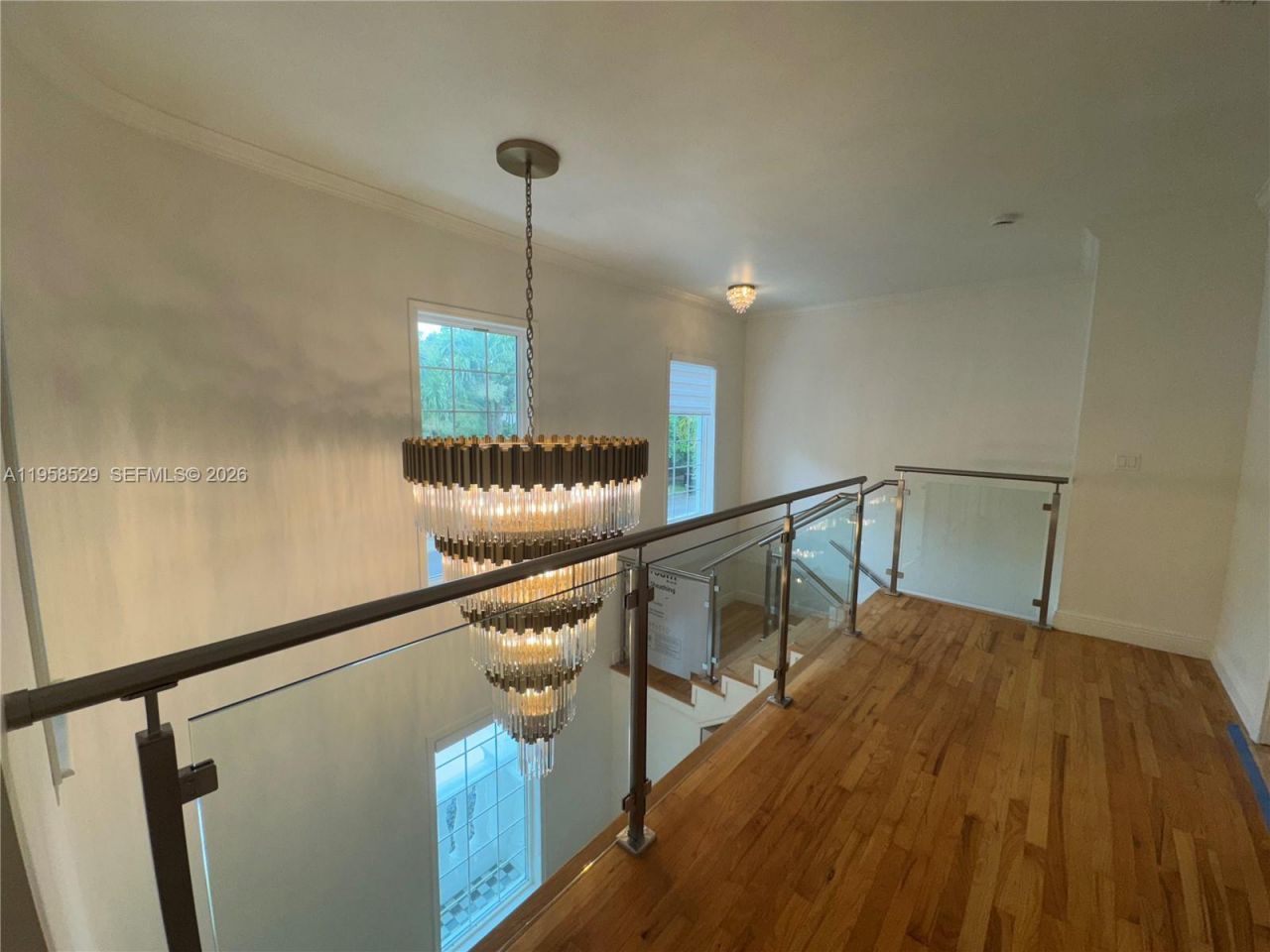 3185 Washington St, Miami, FL 33133 Photo