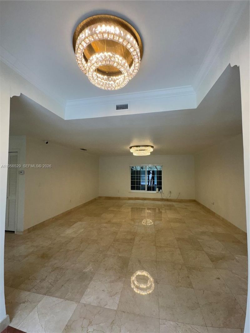 3185 Washington St, Miami, FL 33133 Photo