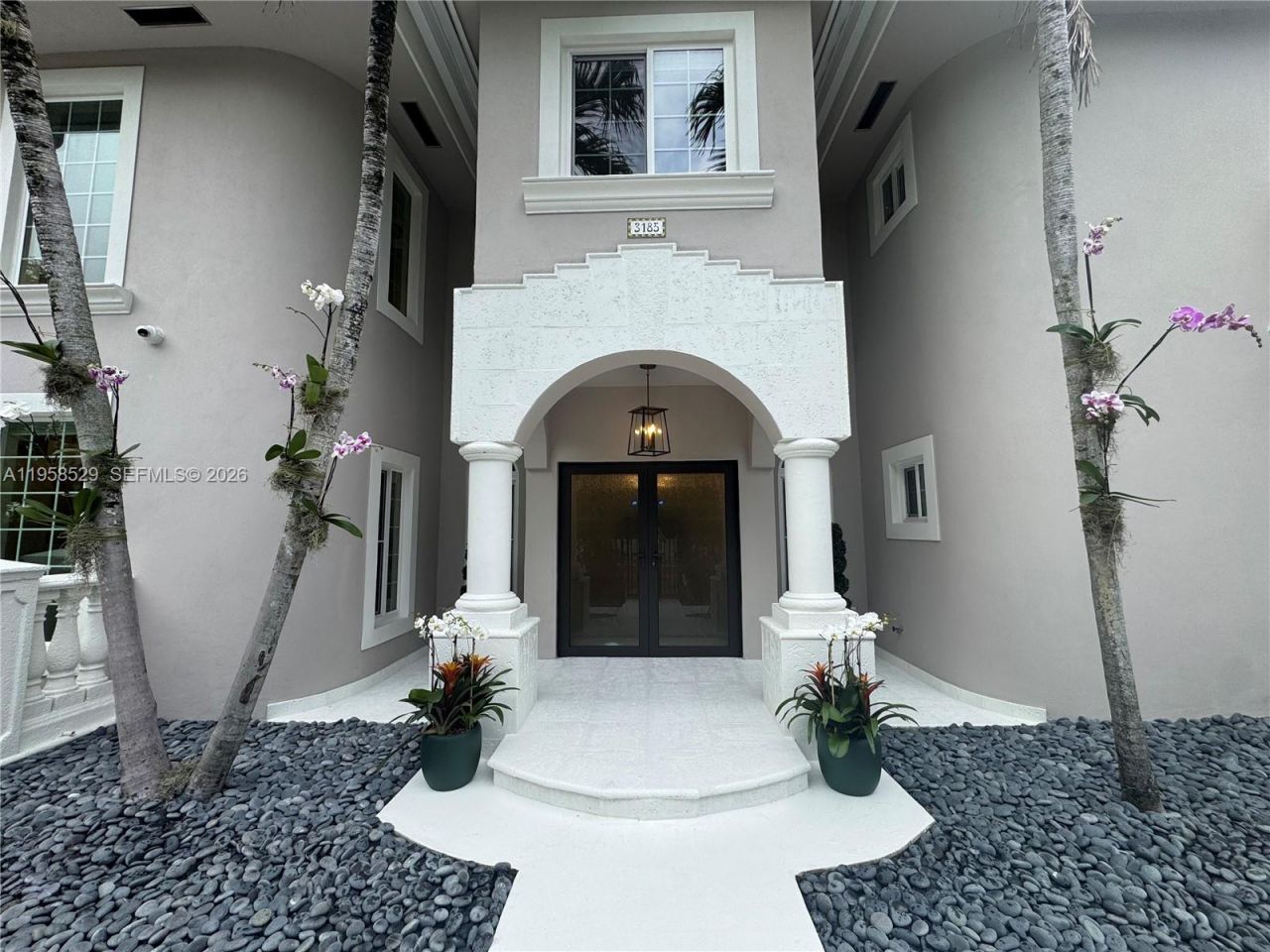 3185 Washington St, Miami, FL 33133 Photo