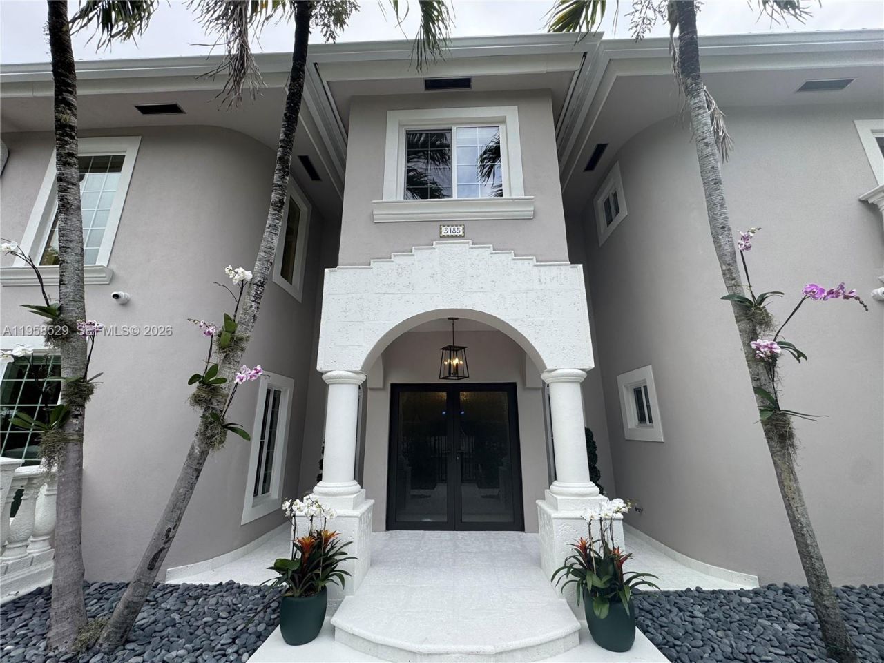 3185 Washington St, Miami, FL 33133 Photo