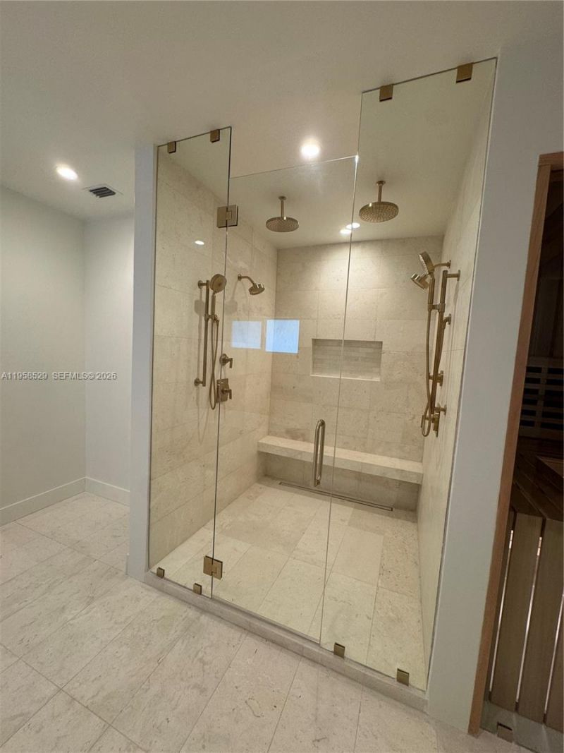 3185 Washington St, Miami, FL 33133 Photo