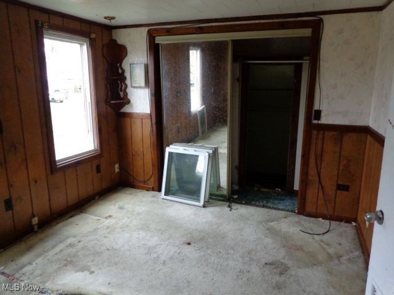 590 Flora Avenue, Akron, OH 44314 Photo 7