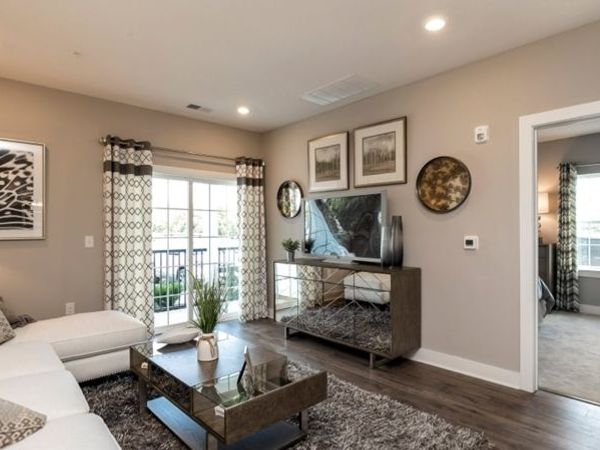 1021 Vanderbergh, Monroe, NJ 08831