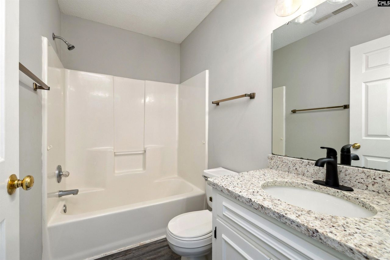 921 Grimble Court Photo 16