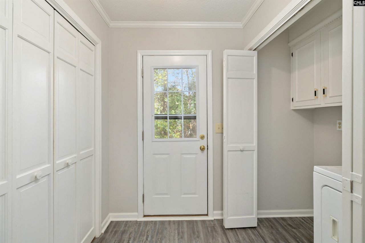 921 Grimble Court Photo 9