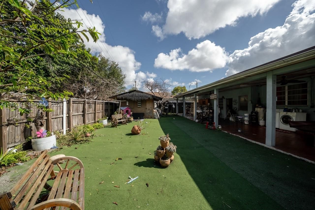 671 E 6th Pl, Hialeah, FL 33010 Photo