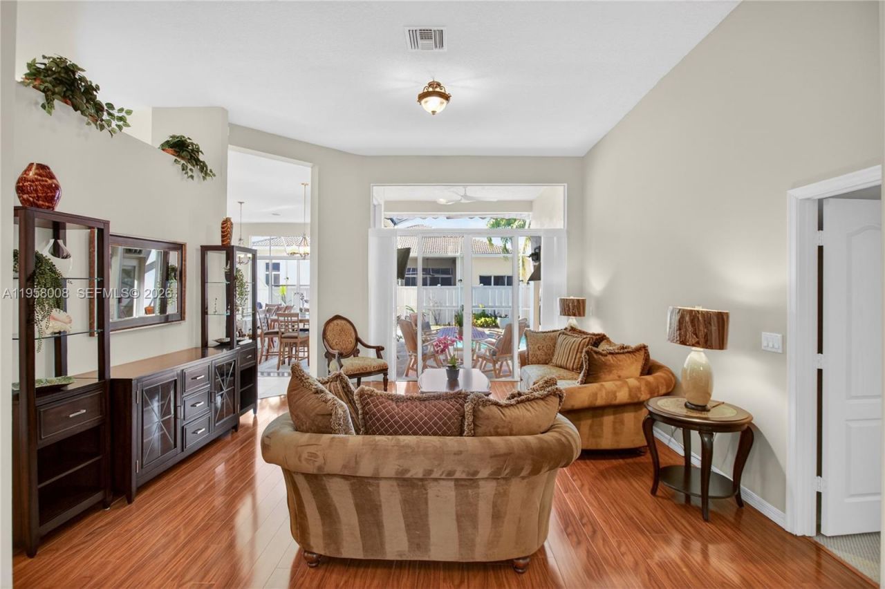 6353 SW 191st Ave, Pembroke Pines, FL 33332 Photo