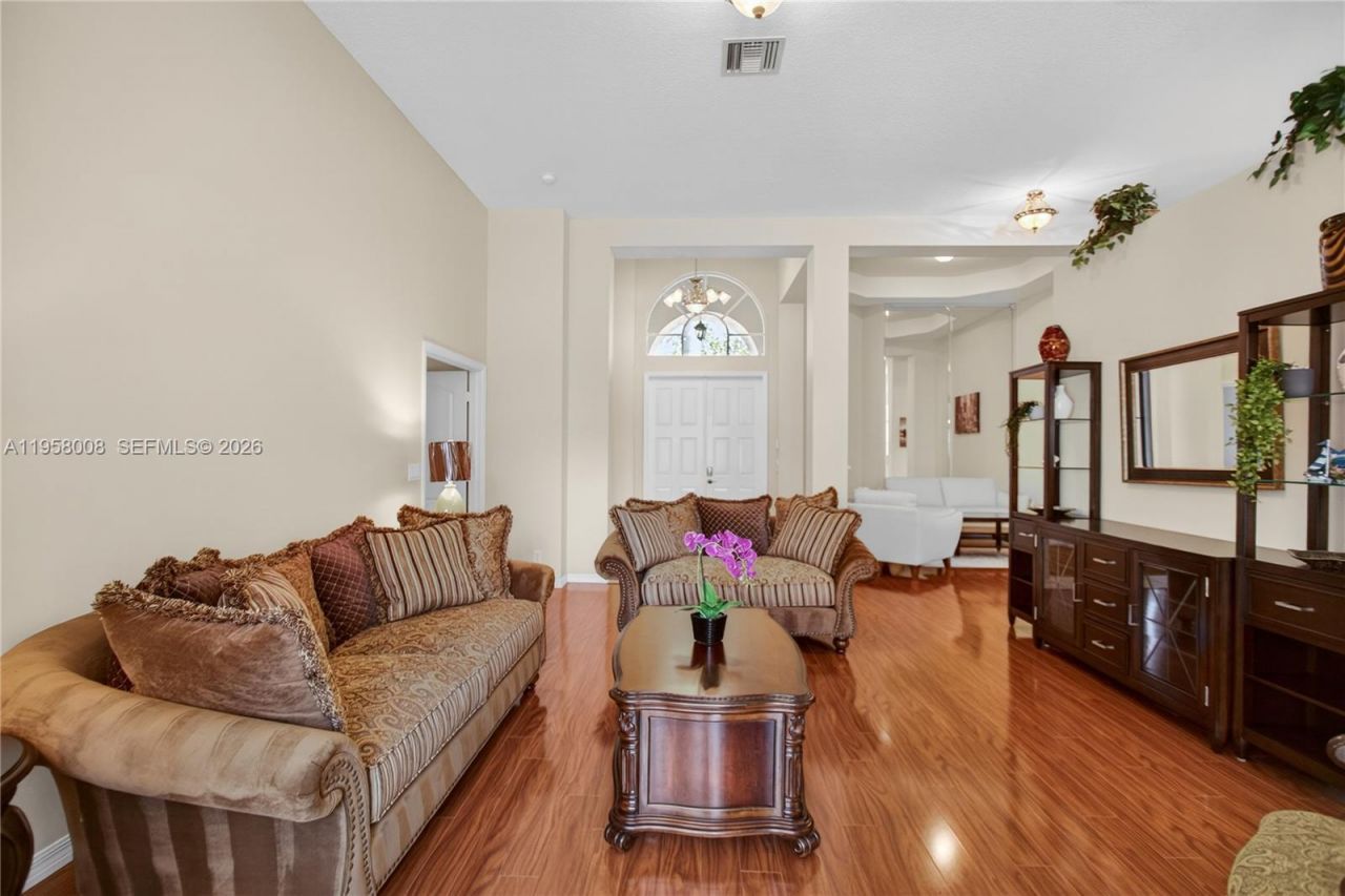 6353 SW 191st Ave, Pembroke Pines, FL 33332 Photo