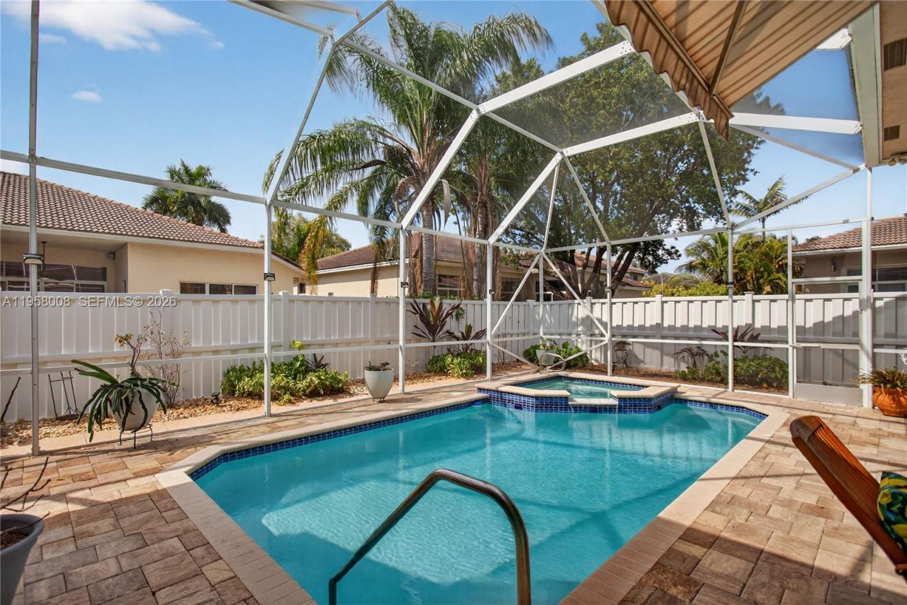 6353 SW 191st Ave, Pembroke Pines, FL 33332 Photo