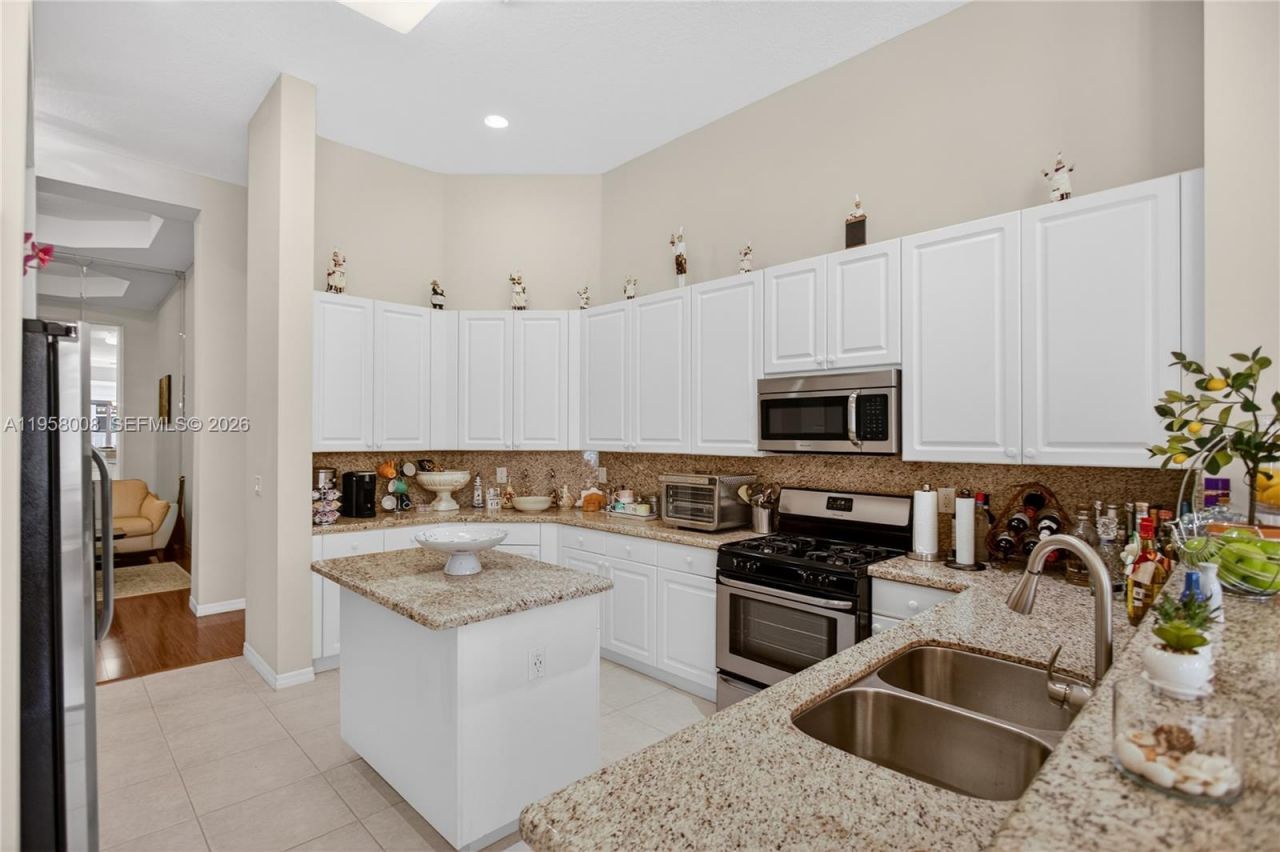 6353 SW 191st Ave, Pembroke Pines, FL 33332 Photo