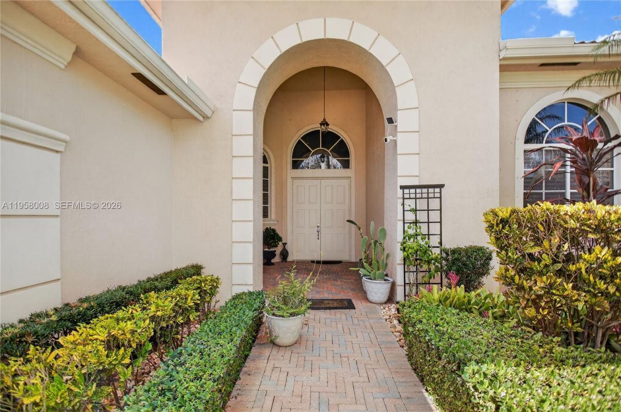 6353 SW 191st Ave, Pembroke Pines, FL 33332 Photo