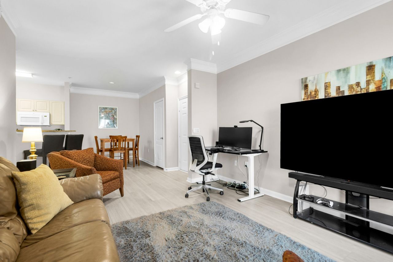 1300 Park West Boulevard Photo 4