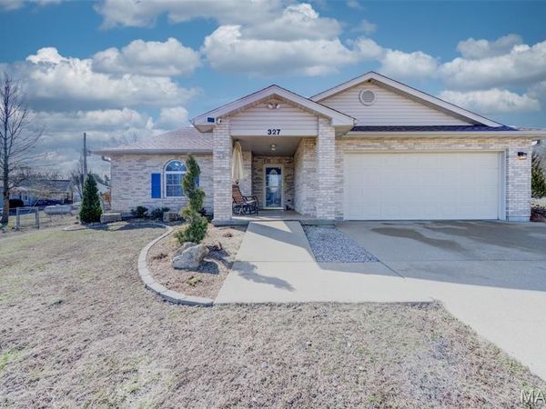 327 Quail Ridge Court, Bourbon, MO 65441