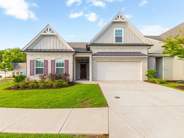 601 Cork Street , Woodstock, GA 30188