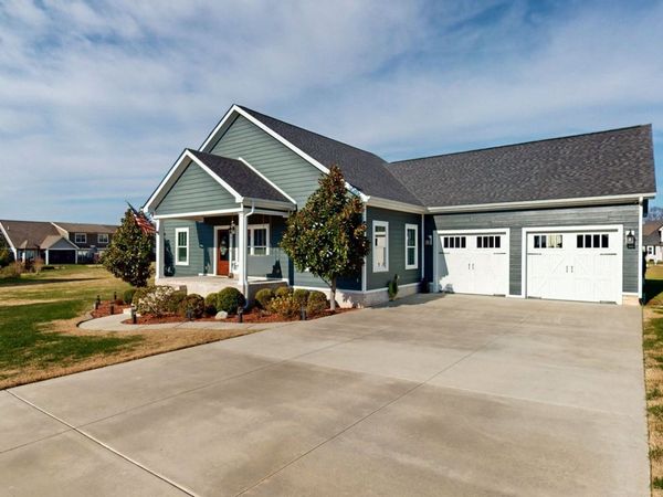 102 Cannonball Ct , Winchester, TN 37398