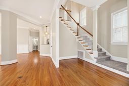 364 Highland Point Drive photo 4