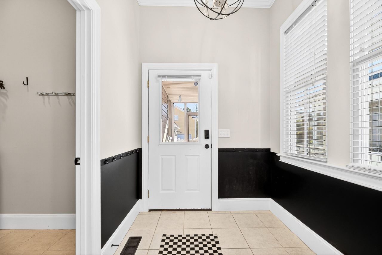 364 Highland Point Drive Photo 49