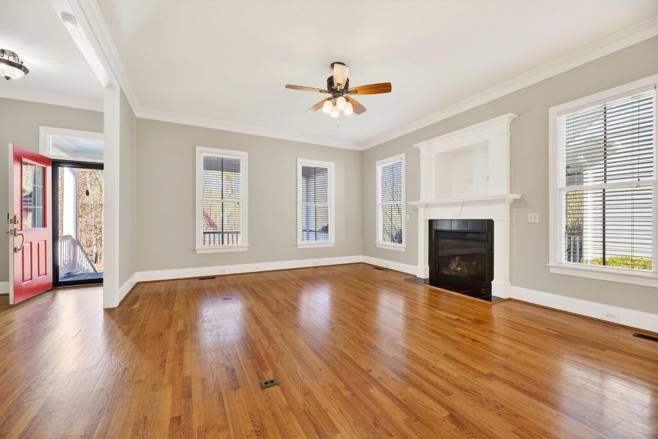 364 Highland Point Drive Photo 7