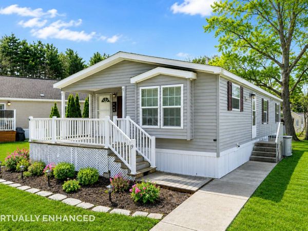 9 Slate Run, North Hampton, NH 03862