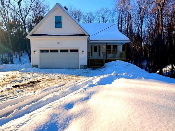 69 Peaslee Hill Road, Weare, NH 03281