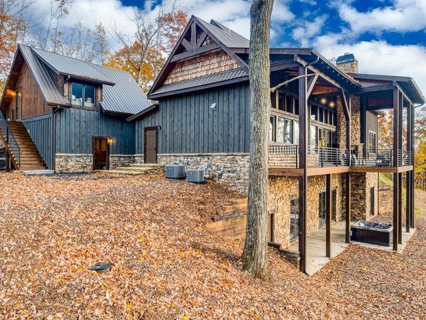 180 Wawayanda Drive, Mineral Bluff, GA 30559