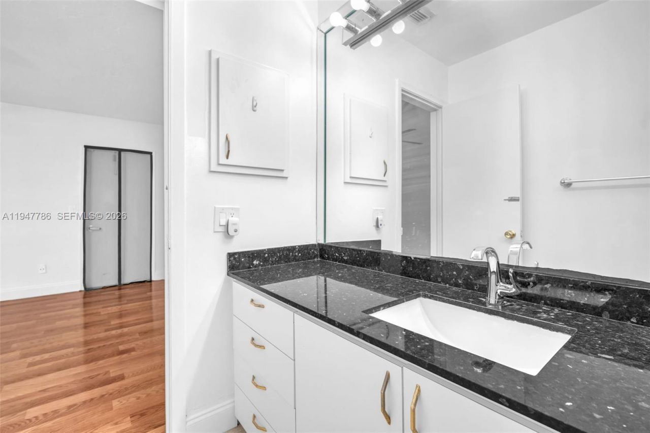 2199 N 14th Ave, Hollywood, FL 33020 Photo