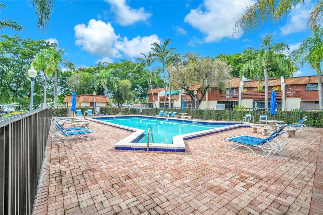 2199 N 14th Ave, Hollywood, FL 33020 Photo