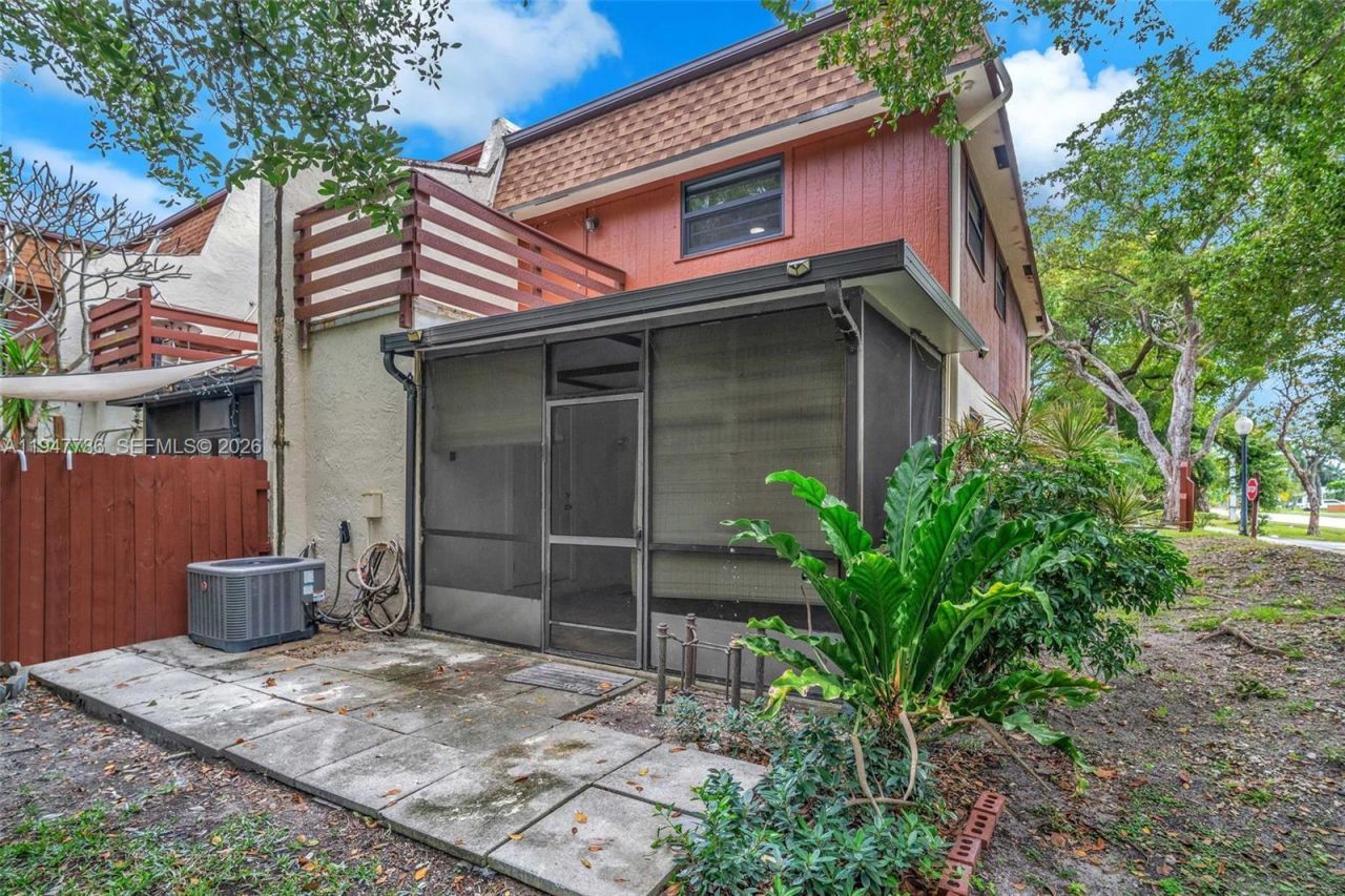 2199 N 14th Ave, Hollywood, FL 33020 Photo