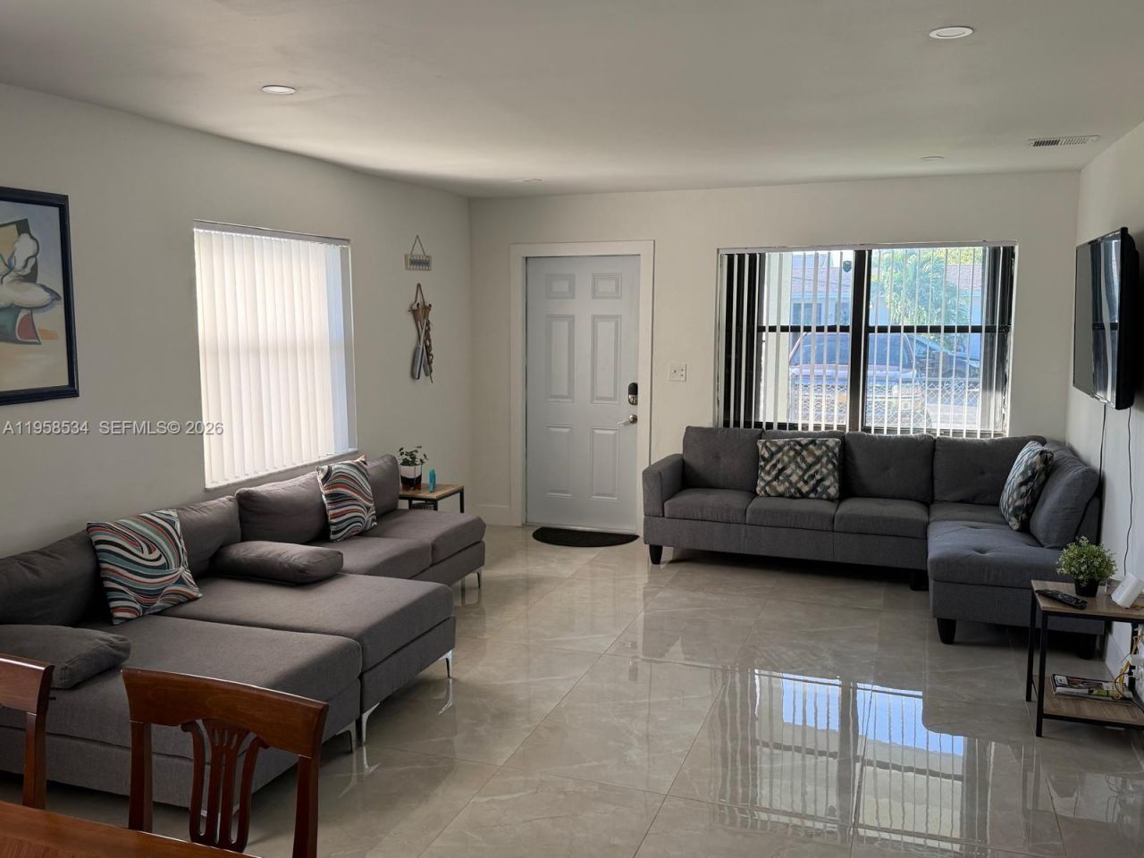 208 NW 7th St, Unit 1-2, Hallandale Beach, FL 33009 Photo