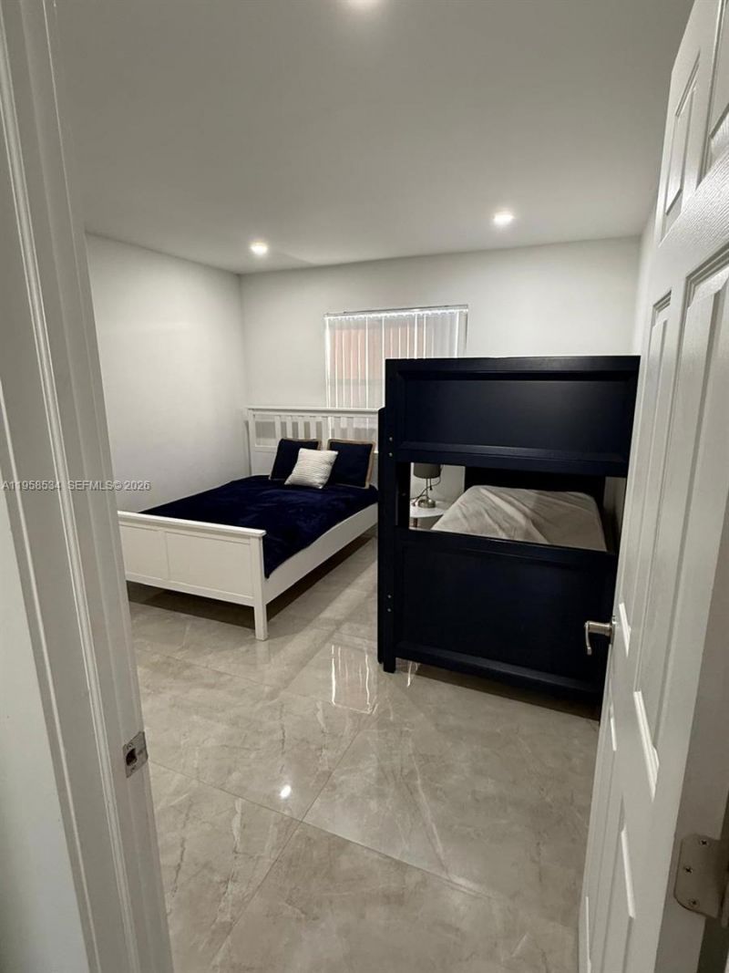 208 NW 7th St, Unit 1-2, Hallandale Beach, FL 33009 Photo