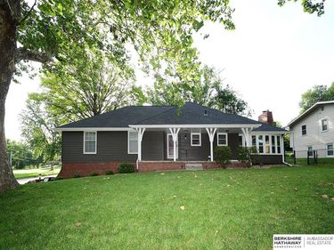 605 S 126 Street, Omaha, NE 68154