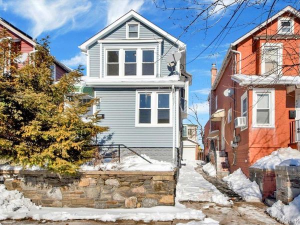 837 Penfield Street , Bronx, NY 10470