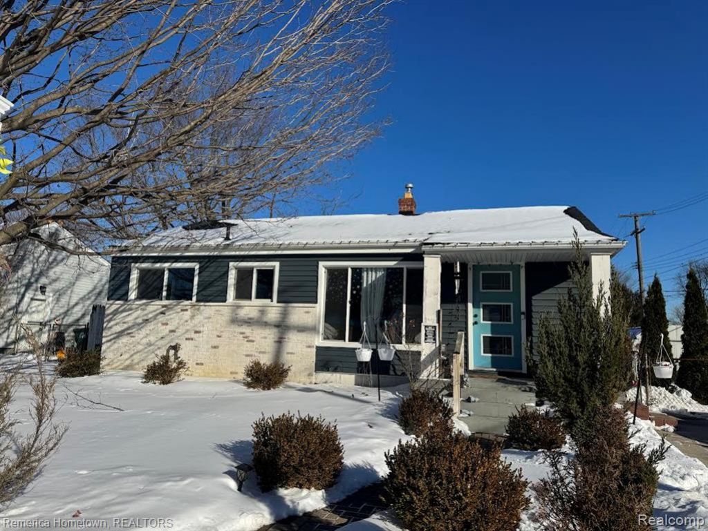 6444 Helen Street, Garden City, MI 48135 Main Photo