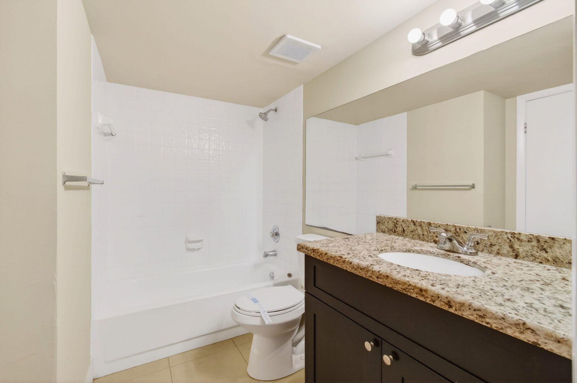 9901 Westview Drive, Unit 324, Coral Springs, FL 33076 Photo