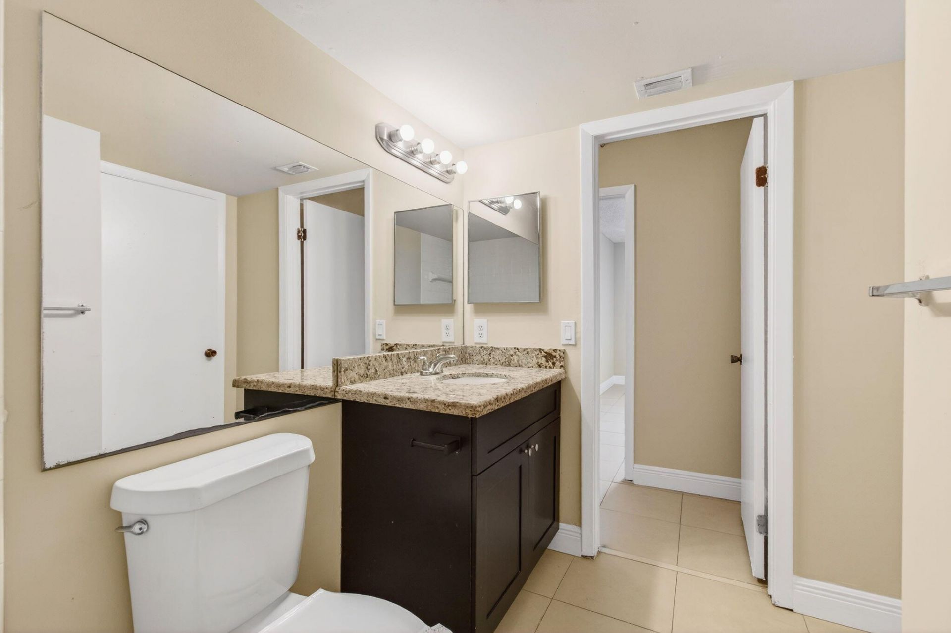 9901 Westview Drive, Unit 324, Coral Springs, FL 33076 Photo