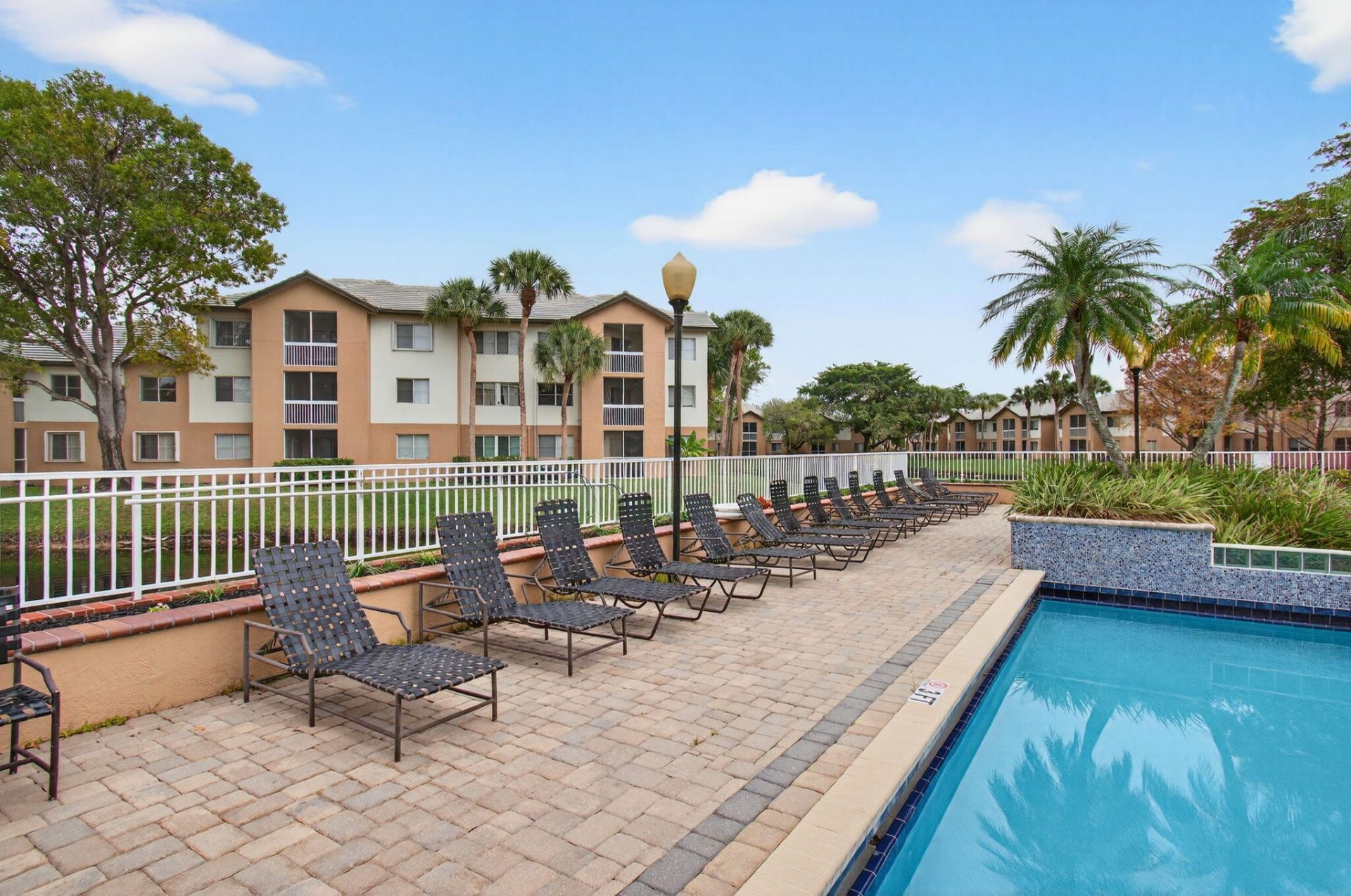 9901 Westview Drive, Unit 324, Coral Springs, FL 33076 Photo