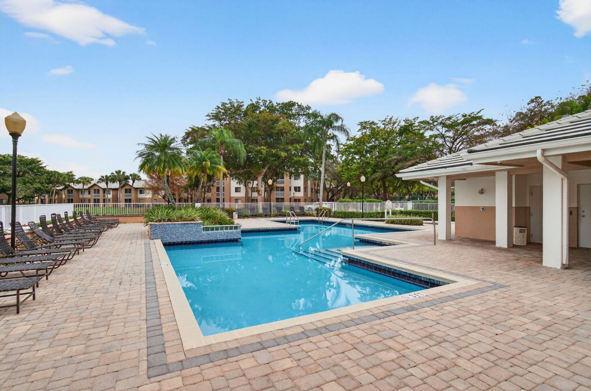 9901 Westview Drive, Unit 324, Coral Springs, FL 33076 Photo