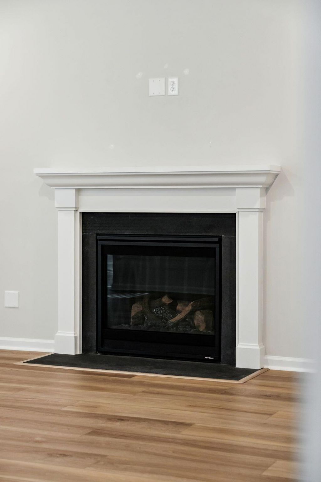 4090 Warmouth Court Photo 12