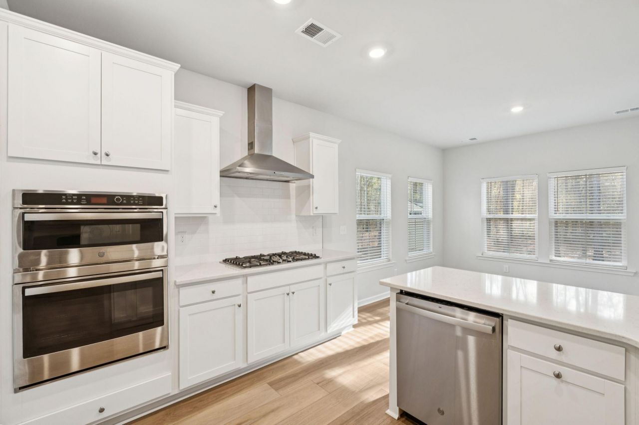 4090 Warmouth Court Photo 22