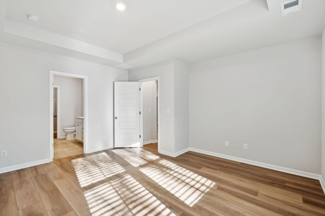 4090 Warmouth Court Photo 29