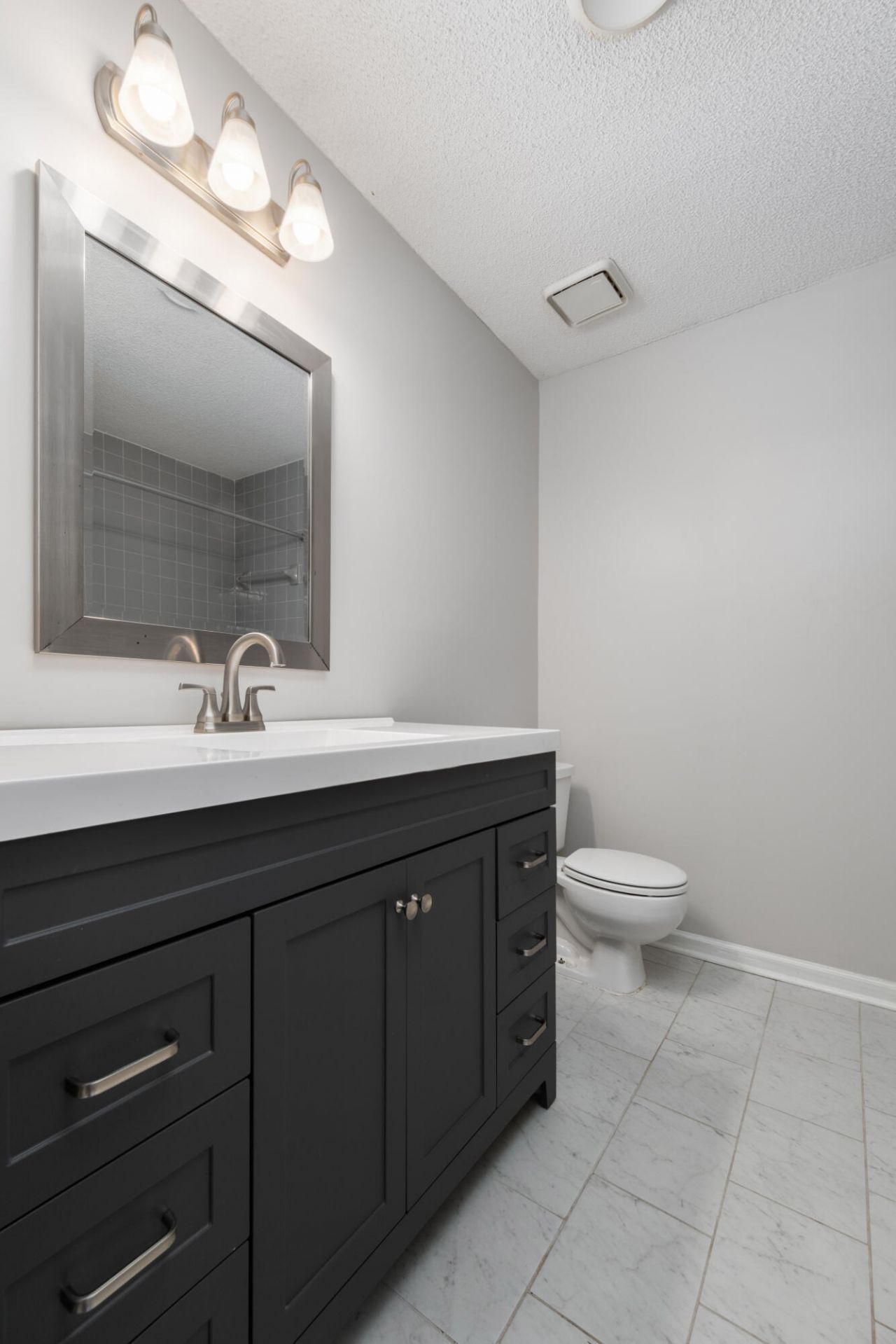 2079 Emerald Terrace Photo 24