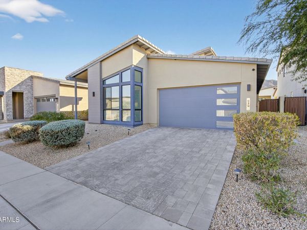 939 E PASEO Way, Phoenix, AZ 85042