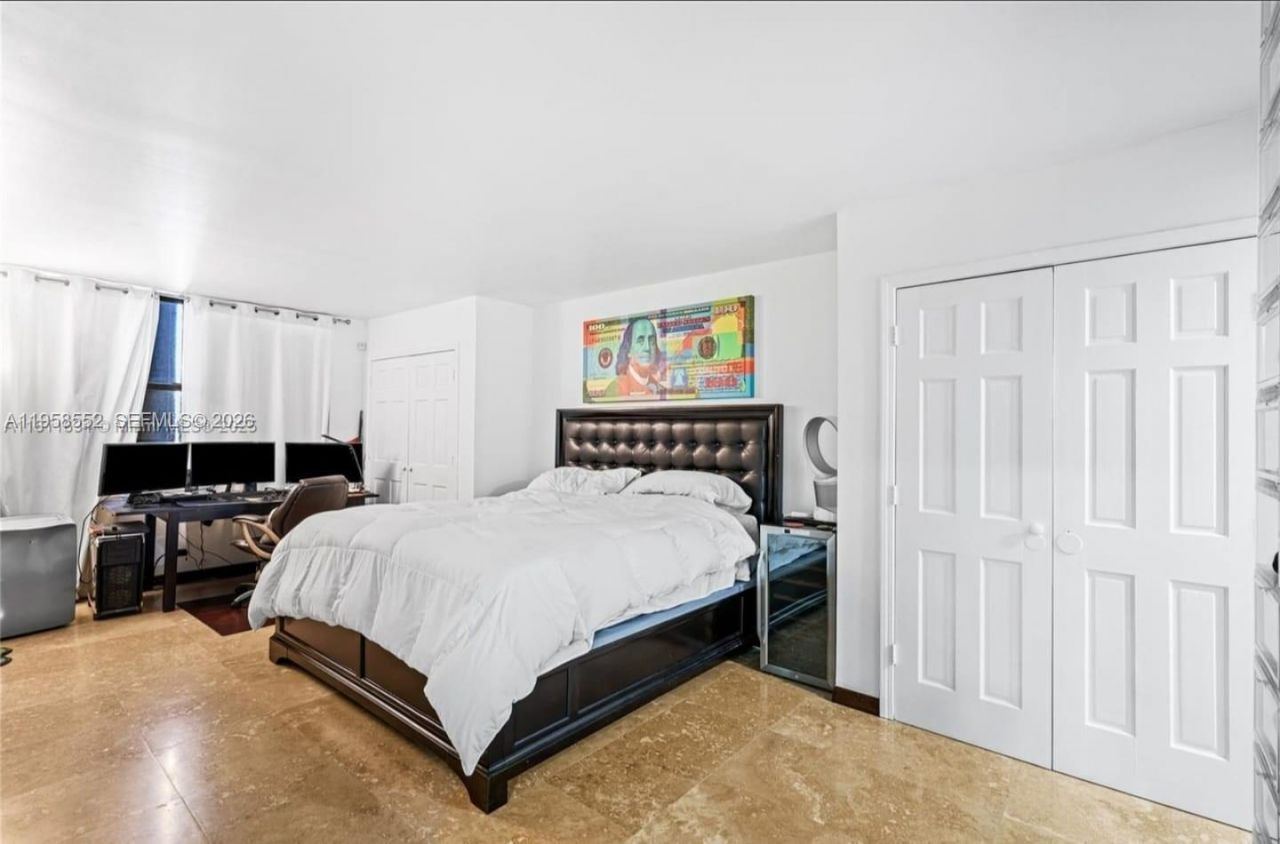 1800 NE 114th St, Unit 811, Miami, FL 33181 Photo