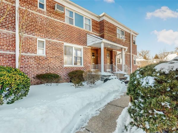 198-18 Pompeii Avenue , Unit 2, Hollis, NY 11423